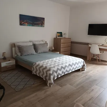 Dori Apartamento Pula