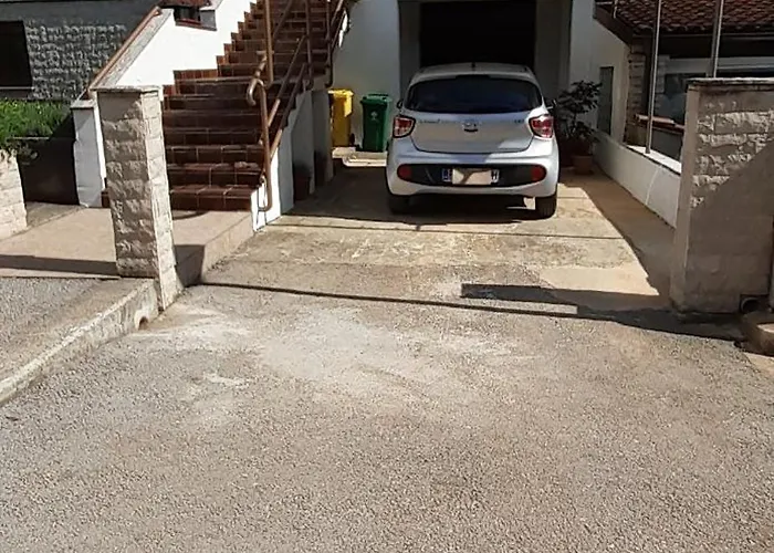 Dori Apartamento Pula